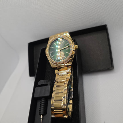 SAILANG Gold Automatic Watch – Green Dial, Crystal Bezel & Date Display (Stainless Steel Bracelet, 3ATM)