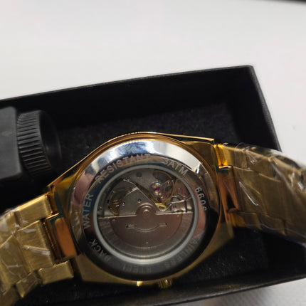 SAILANG Gold Automatic Watch – Green Dial, Crystal Bezel & Date Display (Stainless Steel Bracelet, 3ATM)